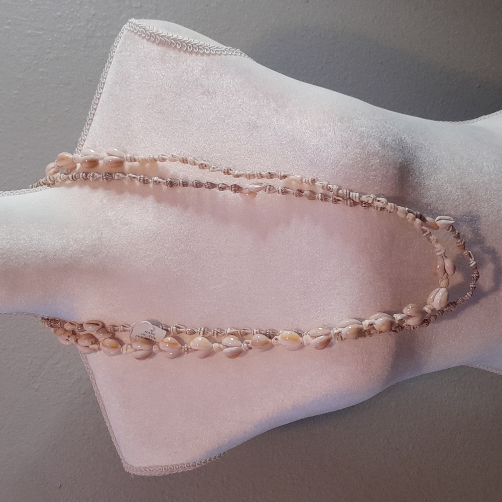 Set of 2 Natural Seashell Necklaces 36 Inches 🌊9